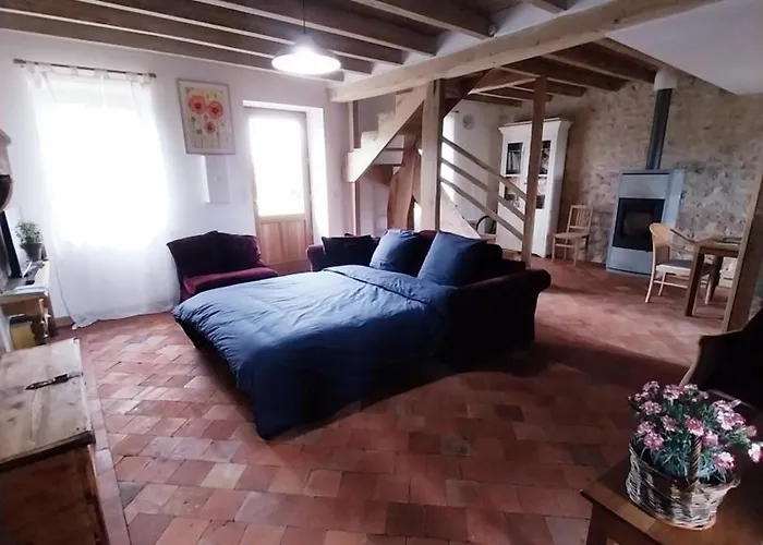 Pour 5, Nature Et Verdure, Animaux Bienvenus - Fr-1-489-574